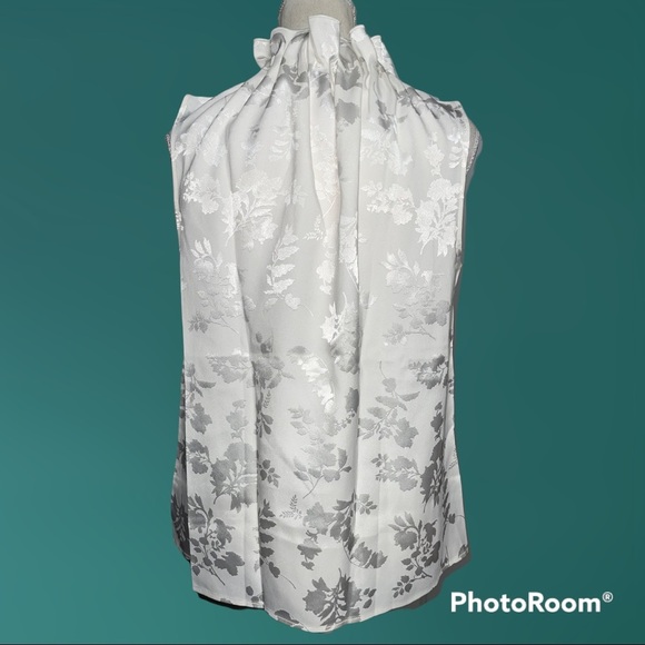 Ann Taylor Multi Floral Pleat Blouse - Picture 3 of 16